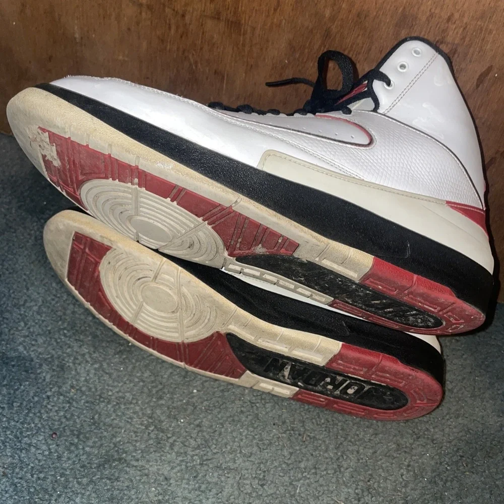 Size 14 - Jordan 2 Retro QF Varsity Red 2010‎